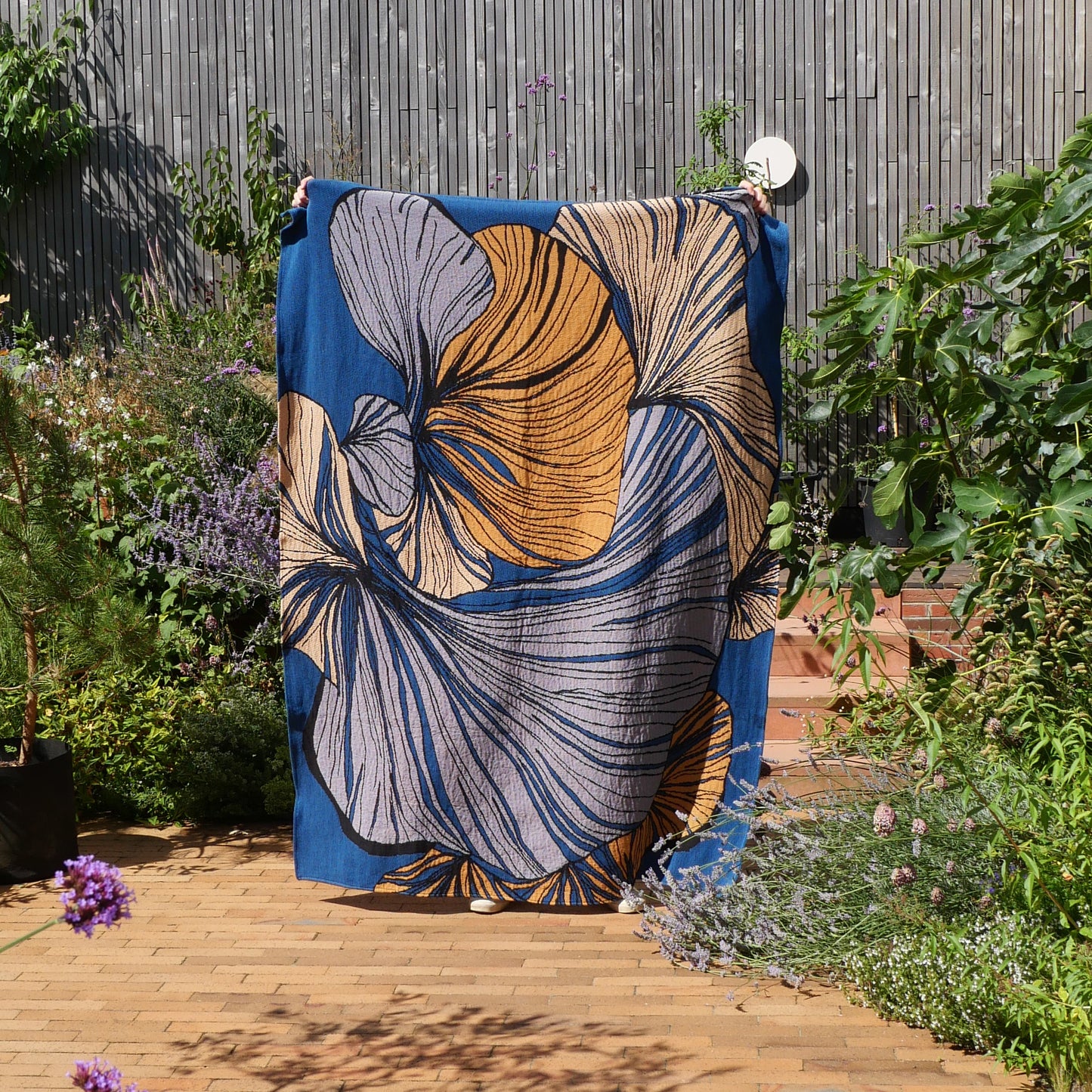 Quantox Hills - Blanket / Tapestry